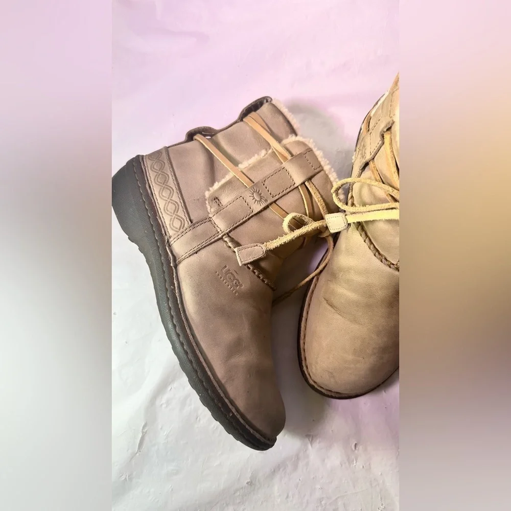 UGG Women's Light Tan Shearling-Trim Ankle Boot